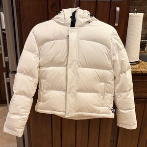 Aritzia Super Puff  Women’s ivory  Puffer Jacket